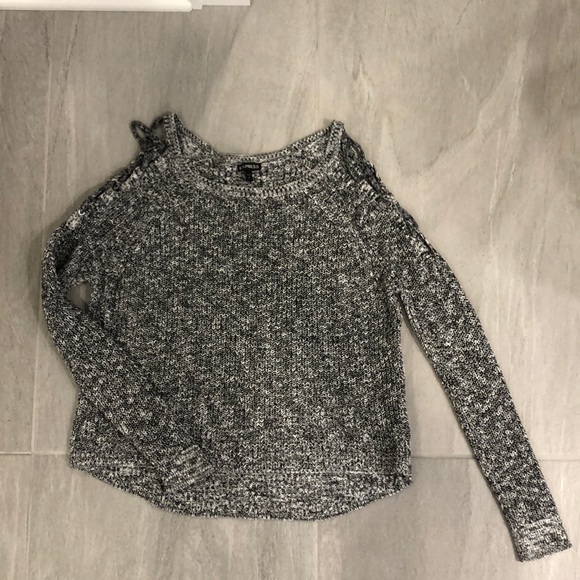 Express sweater - Picture 1 of 4